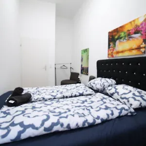 Modern Double Js B Apartamento